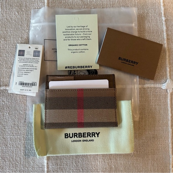 NWT Burberry | Authentic House Check Canvas Leather Card Holder in Earth Brown - Picture 1 of 3